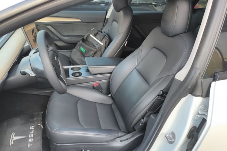 Tesla Model 3 2022 car image #15