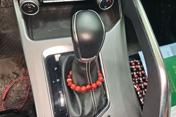 GEELY Coolray 2020 car image #14