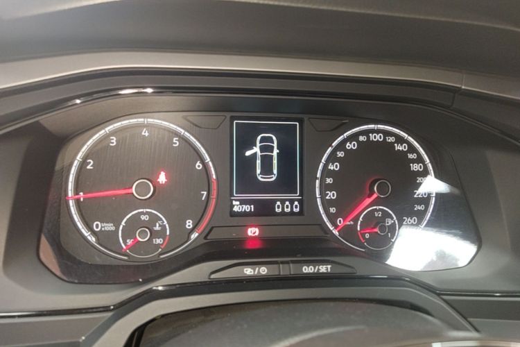 Volkswagen Polo 2021 car image #12