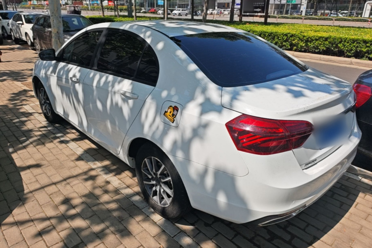 GEELY Emgrand 2020 car image #5