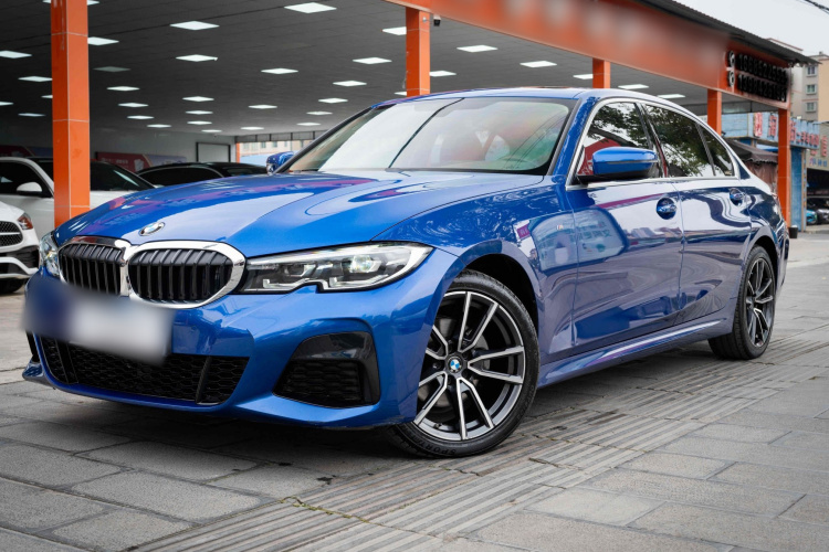 BMW 3 Series 2021 #2 BMW 3 Series 2021 صورة سيارة #2