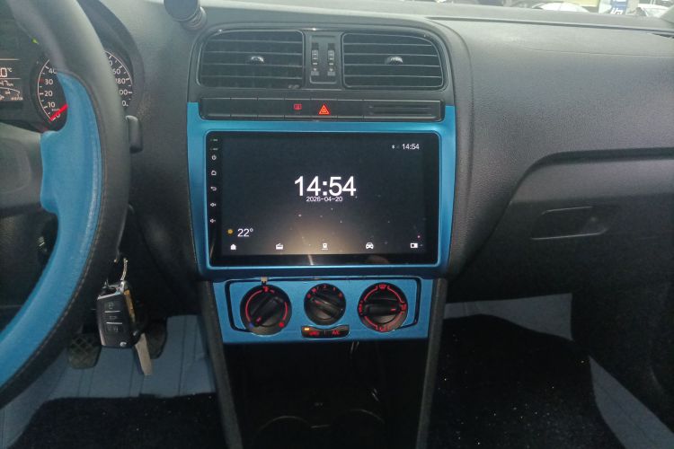 Volkswagen Polo 2016 #13 Volkswagen Polo 2016 car image #13