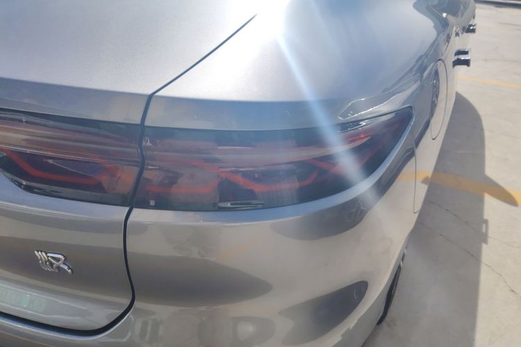 BYD Han 2023 car image #8