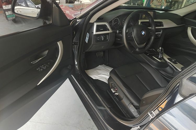 BMW 3 Series GT 2017 #12 BMW 3 Series GT 2017 car image #12