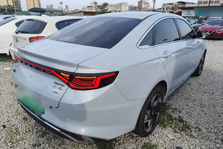 GEELY Emgrand L HiP 2023 car image #7