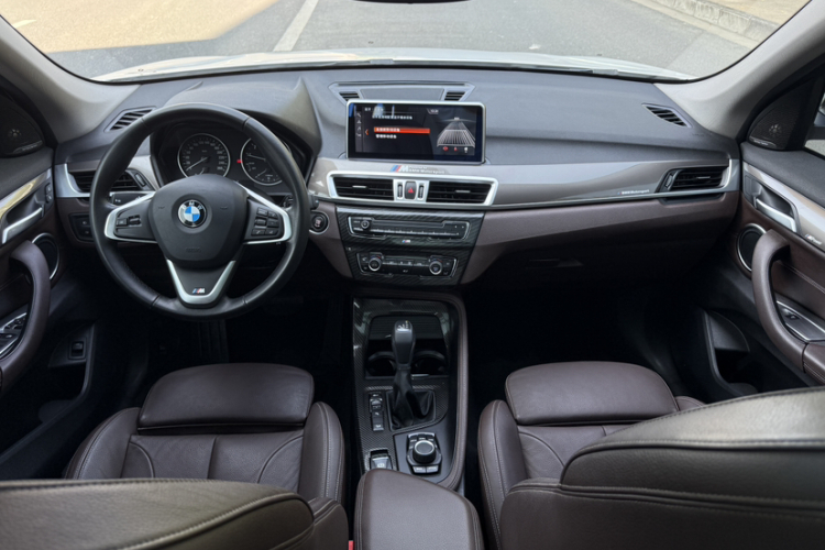 BMW X1 2018 #21 BMW X1 2018 car image #21