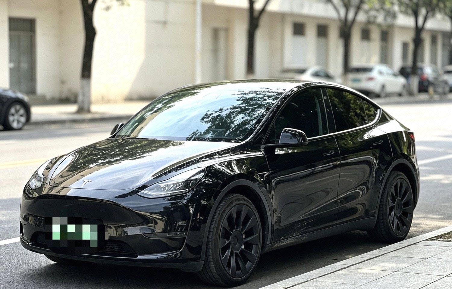 Tesla Model Y 2021 car image 
