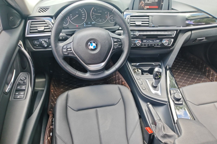 BMW 3 Series 2017 #12 BMW 3 Series 2017 car image #12