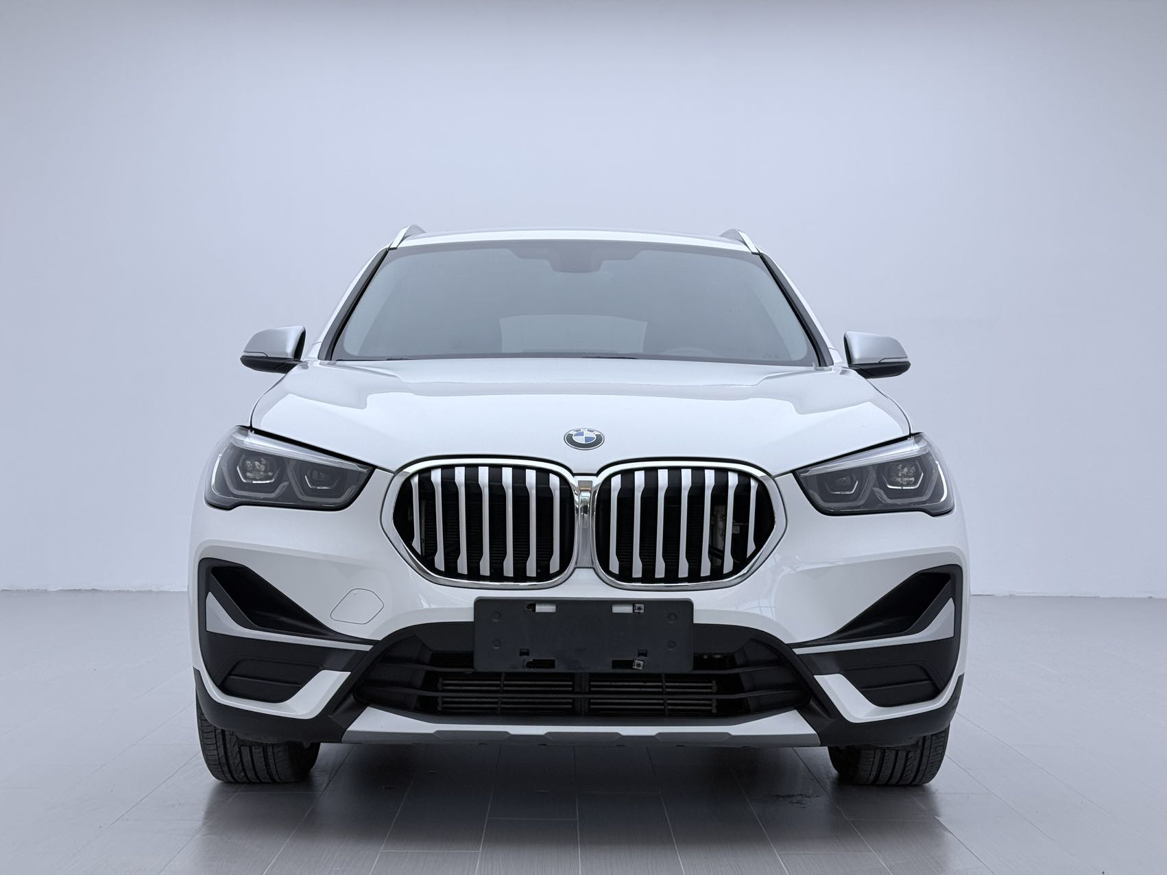 2022 car image #3