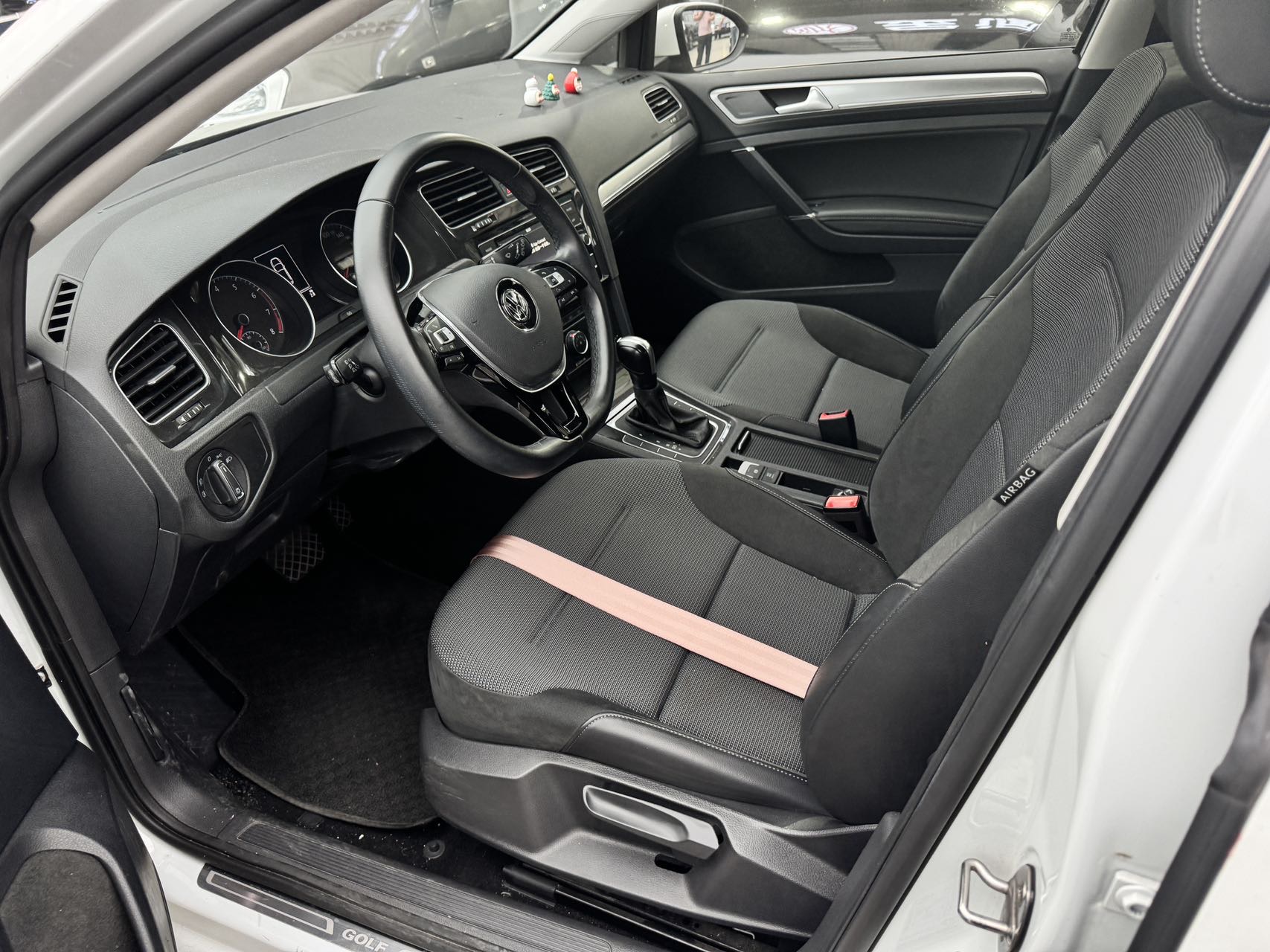 Volkswagen Golf 2018 #2 Volkswagen Golf 2018 car image #2