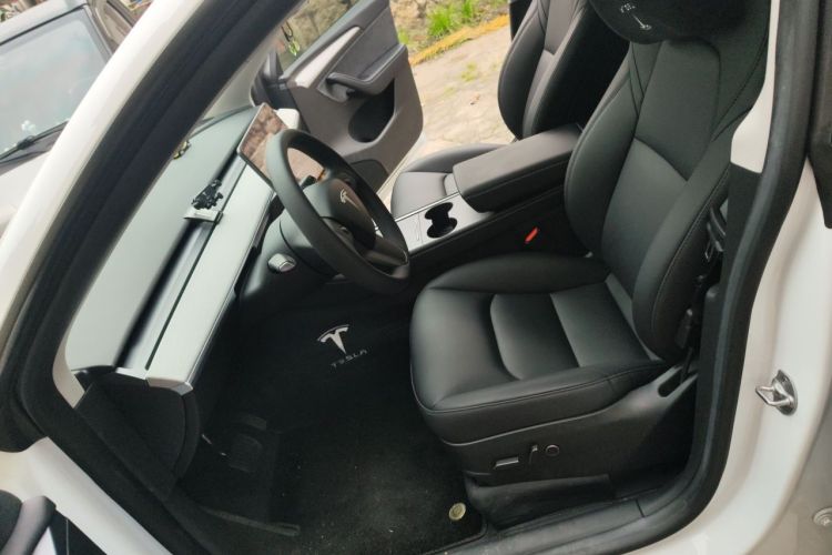 Tesla Model Y 2023 #23 Tesla Model Y 2023 car image #23