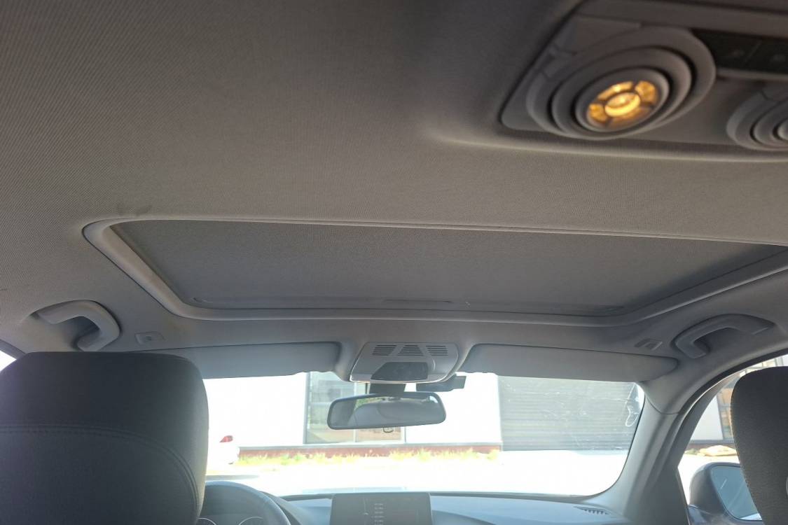 BMW 3 Series 2012 #20 BMW 3 Series 2012 car image #20