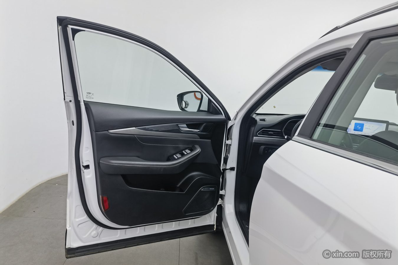 Soueast DX8 S 2023 car image #8