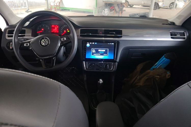 Volkswagen Santana 2019 car image #10
