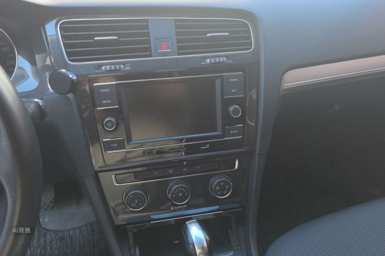 Volkswagen Golf 2018 #15 Volkswagen Golf 2018 car image #15