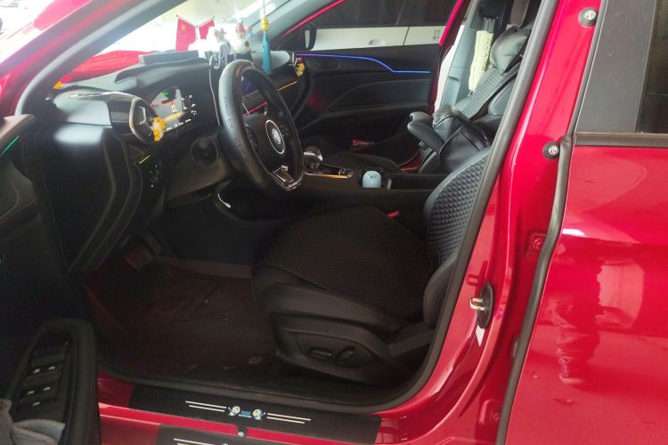 MG 5 2024 imagen de coche #19