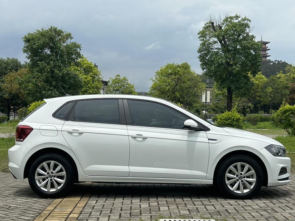 Volkswagen Polo 2023 car image #7