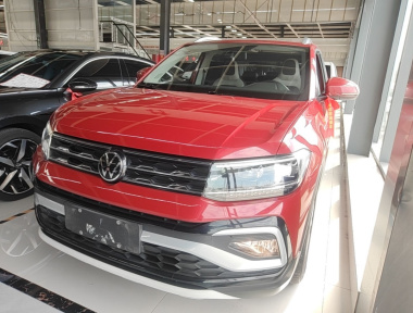 Volkswagen T-Cross 2021 Volkswagen T-Cross 2021 صورة سيارة
