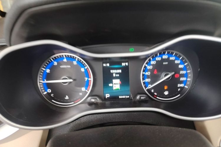 GEELY Emgrand 2018 #12 GEELY Emgrand 2018 car image #12