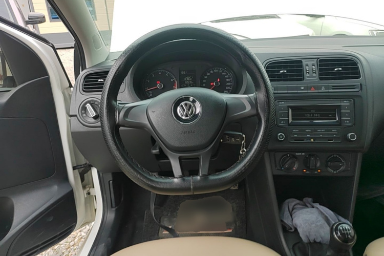 Volkswagen Polo 2019 #15 Volkswagen Polo 2019 car image #15