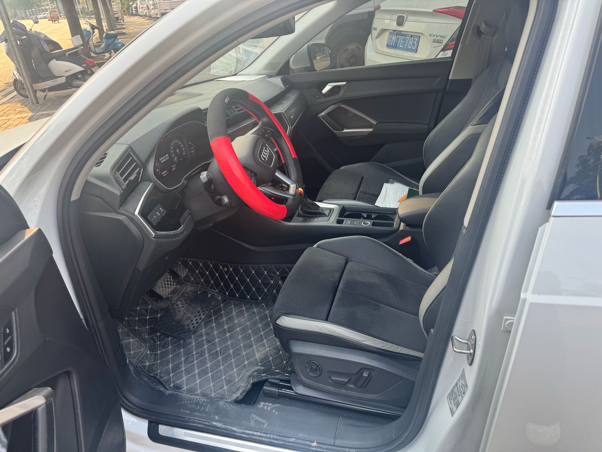 2020 imagen de coche #6