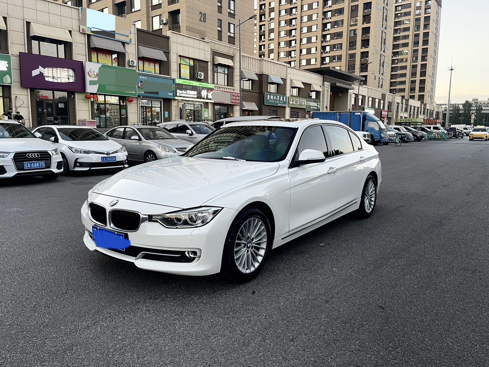 BMW 3 Series 2014 car image 