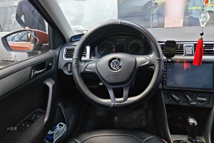 Volkswagen Santana 2016 car image #12