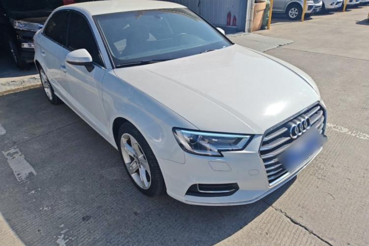 Audi A3 2019 imagen de coche #4