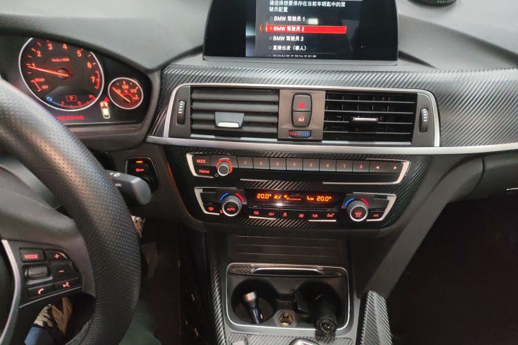 BMW 3 Series GT 2019 imagem de carro #13