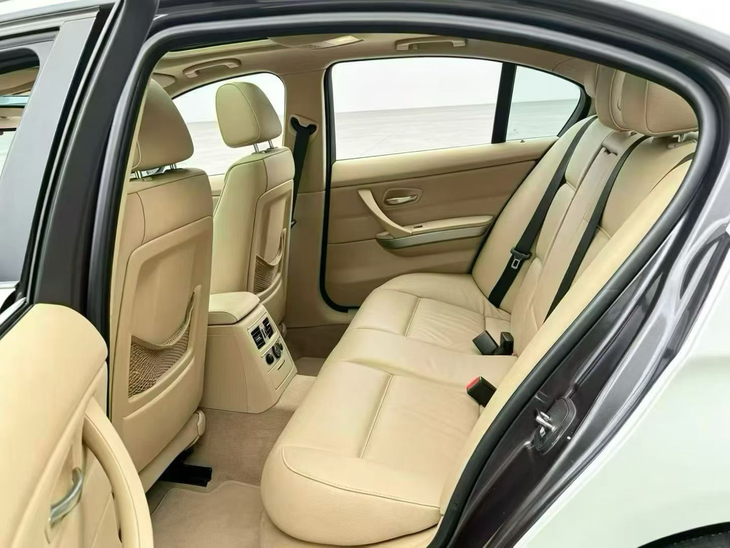 BMW 3 Series 2007 #9 BMW 3 Series 2007 car image #9