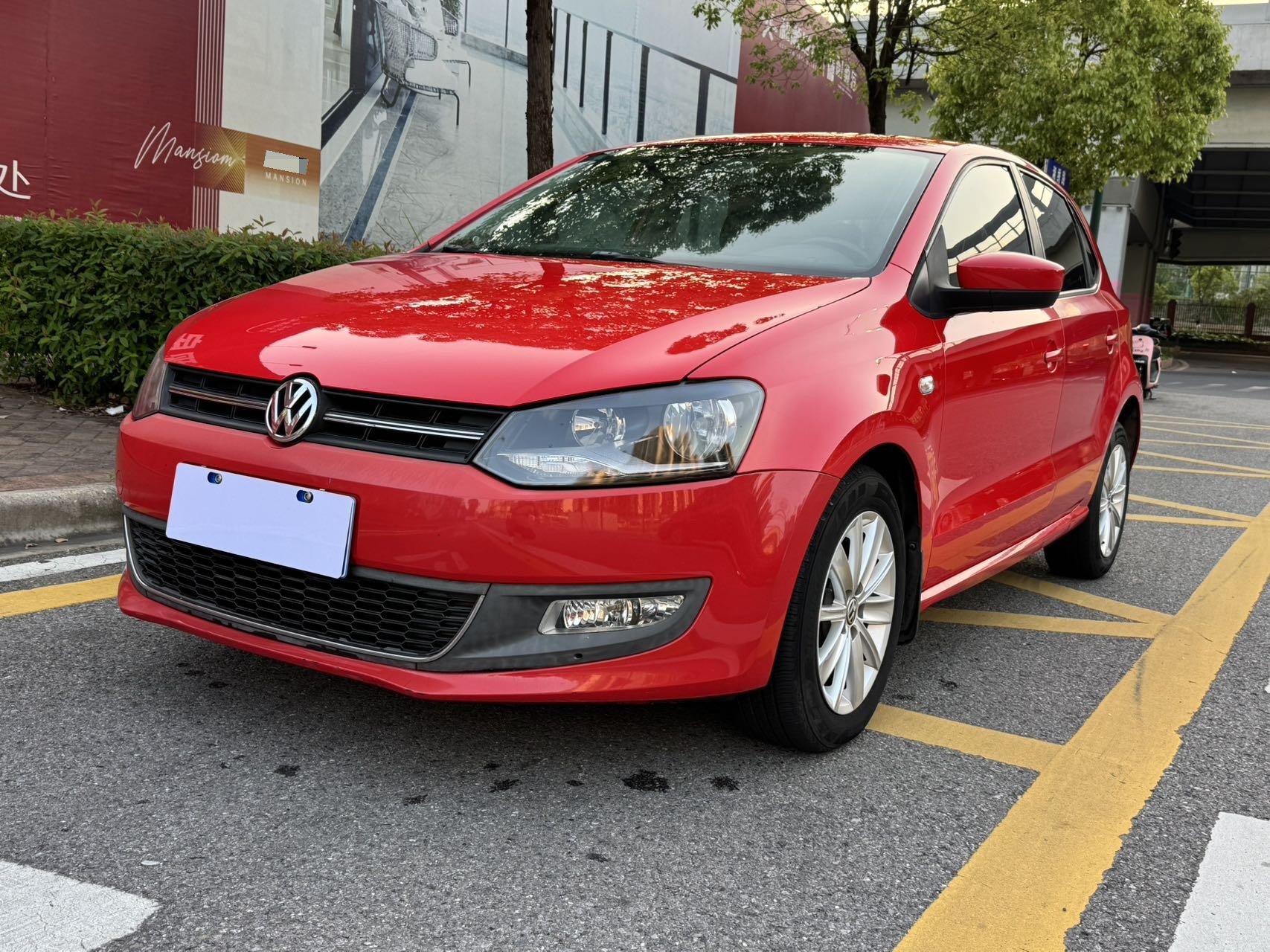 Volkswagen Polo 2013 car image 