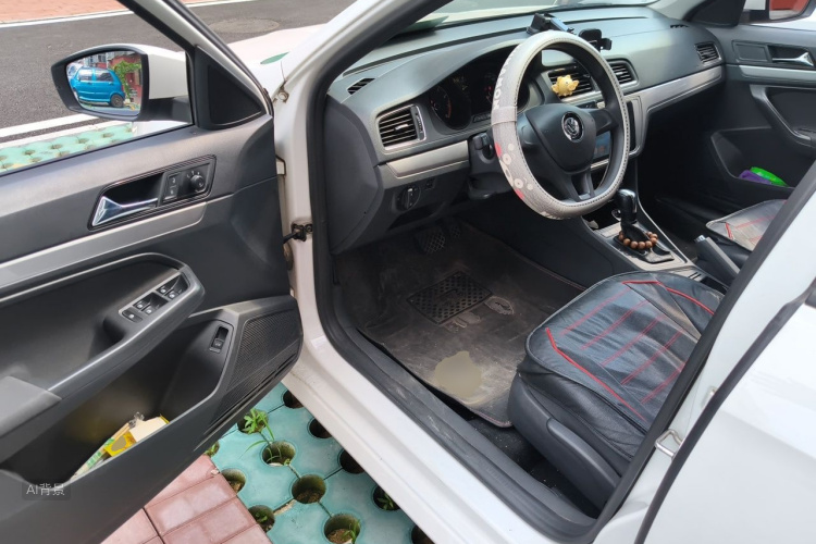 Volkswagen Lavida 2018 car image #18