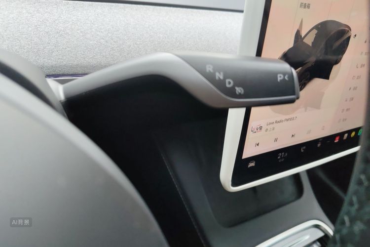 Tesla Model Y 2024 #16 Tesla Model Y 2024 car image #16