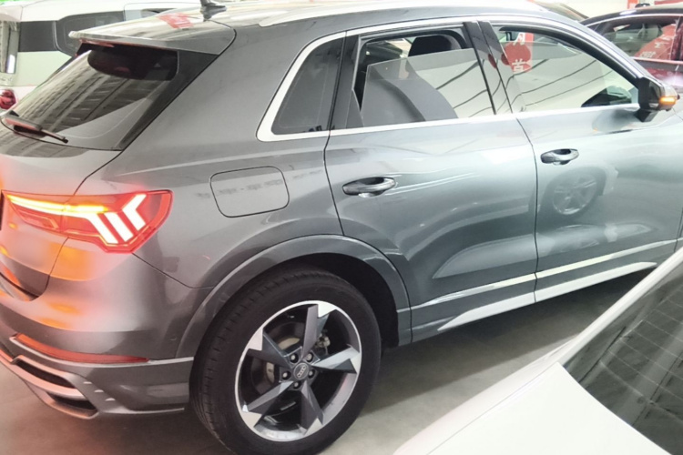 Audi Q3 2021 #7 Audi Q3 2021 car image #7