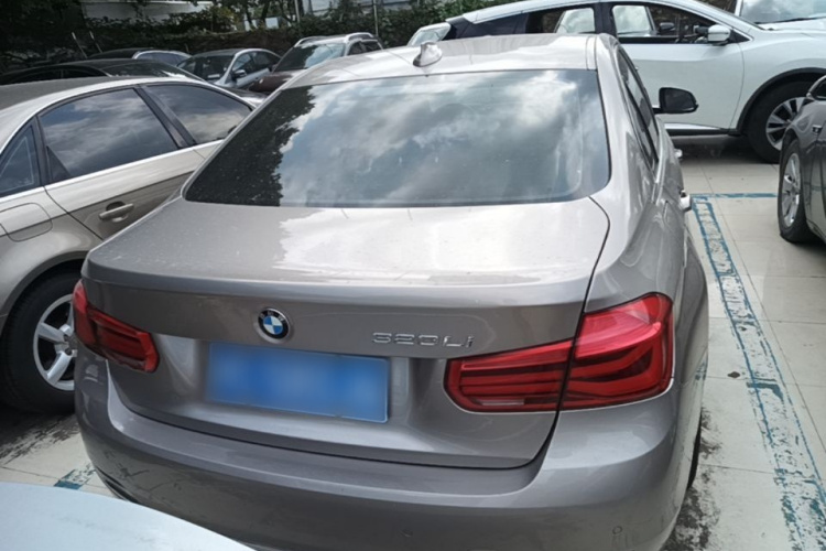 BMW 3 Series 2017 #6 BMW 3 Series 2017 car image #6
