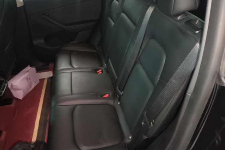Tesla Model Y 2022 #17 Tesla Model Y 2022 car image #17