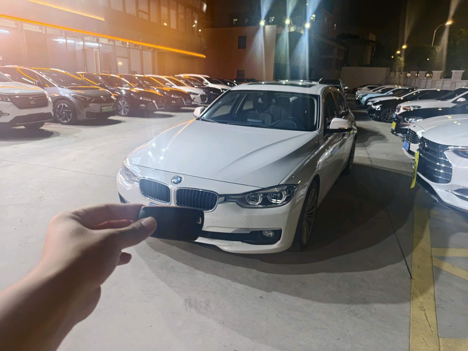 BMW 3 Series 2018 car image 