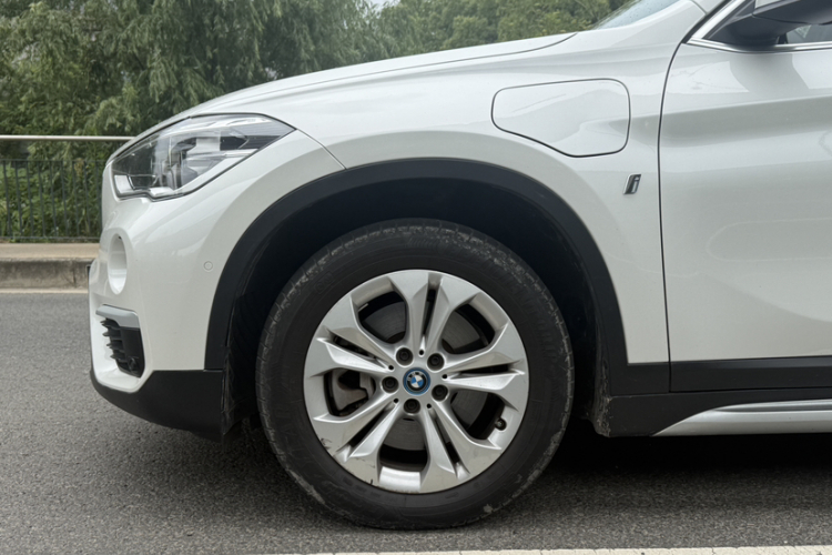 BMW X1 New Energy 2019 car image #4