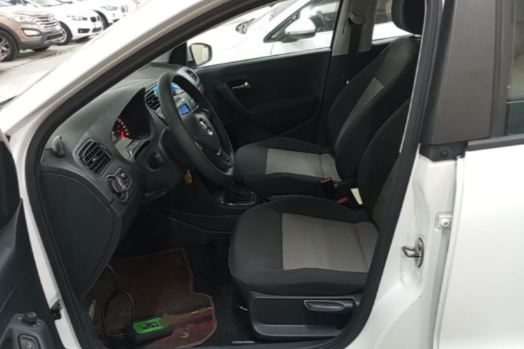 Volkswagen Polo 2018 #15 Volkswagen Polo 2018 car image #15