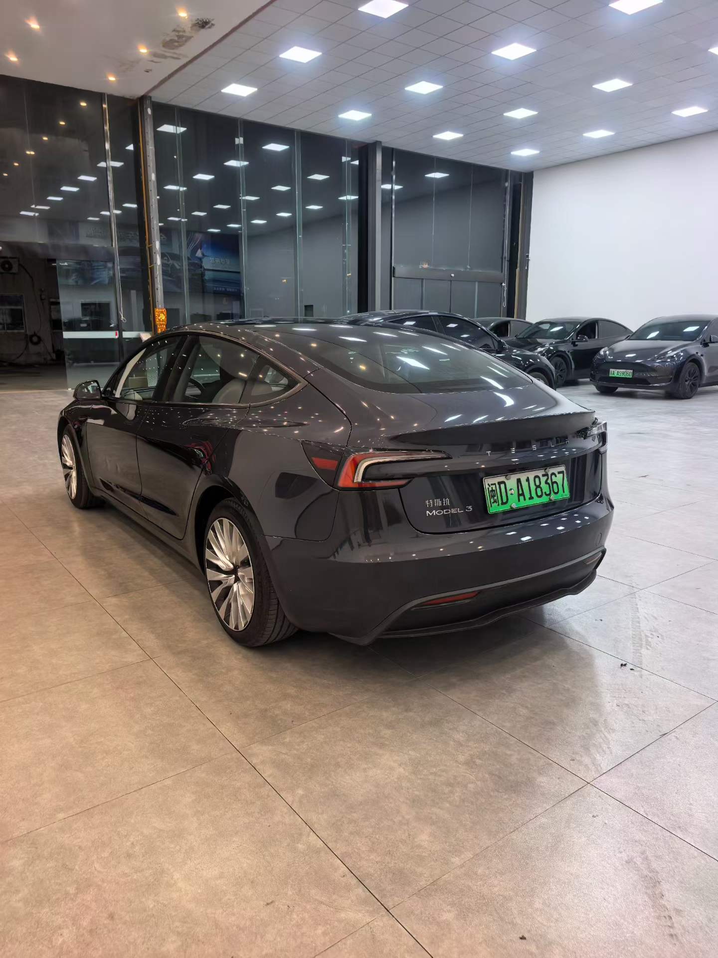 Tesla Model 3 2024 #8 Tesla Model 3 2024 car image #8
