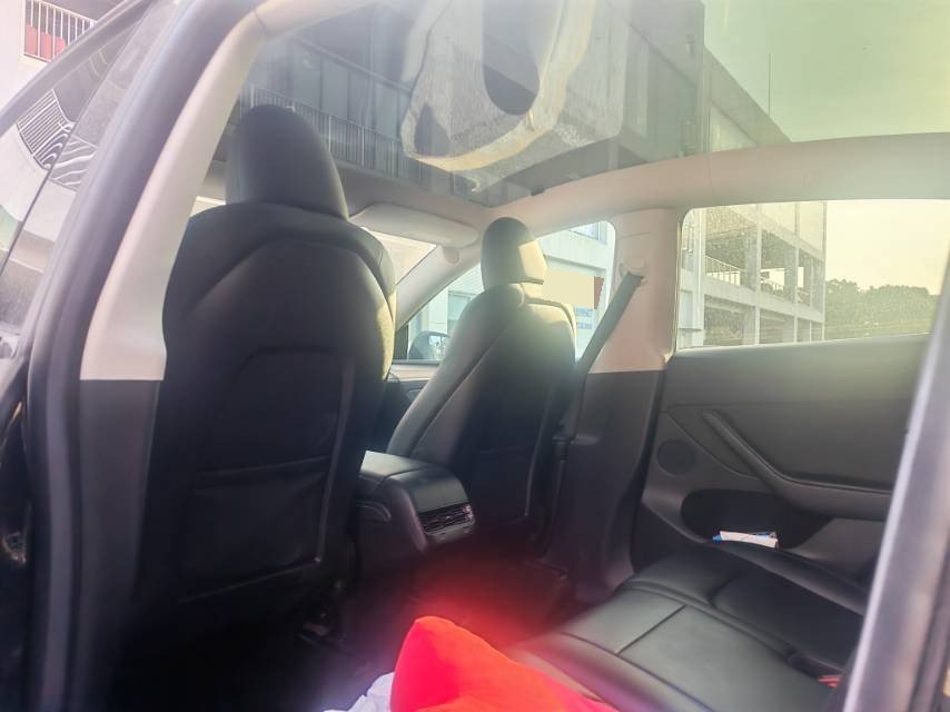 Tesla Model Y 2023 #3 Tesla Model Y 2023 صورة سيارة #3