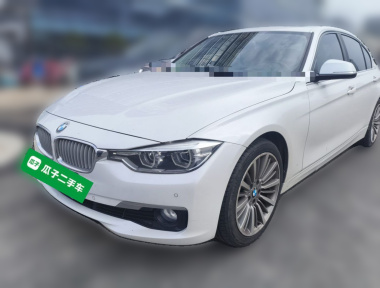 BMW 3 Series 2018 immagine di auto 