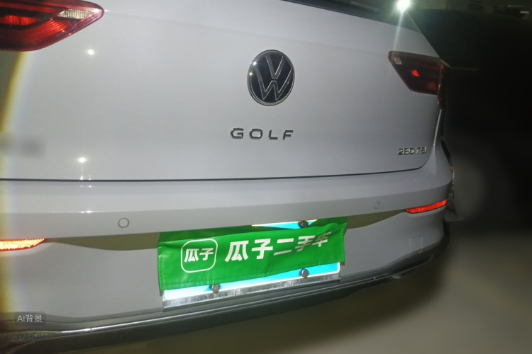 Volkswagen Golf 2021 car image #6
