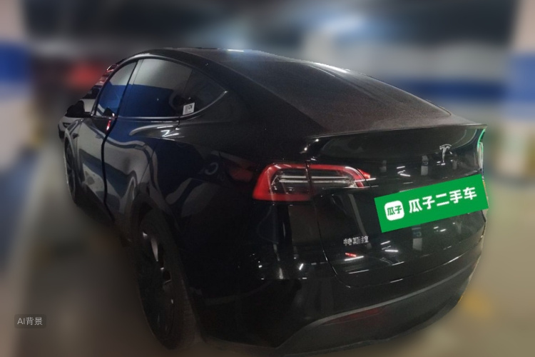 Tesla Model Y 2023 #5 Tesla Model Y 2023 car image #5