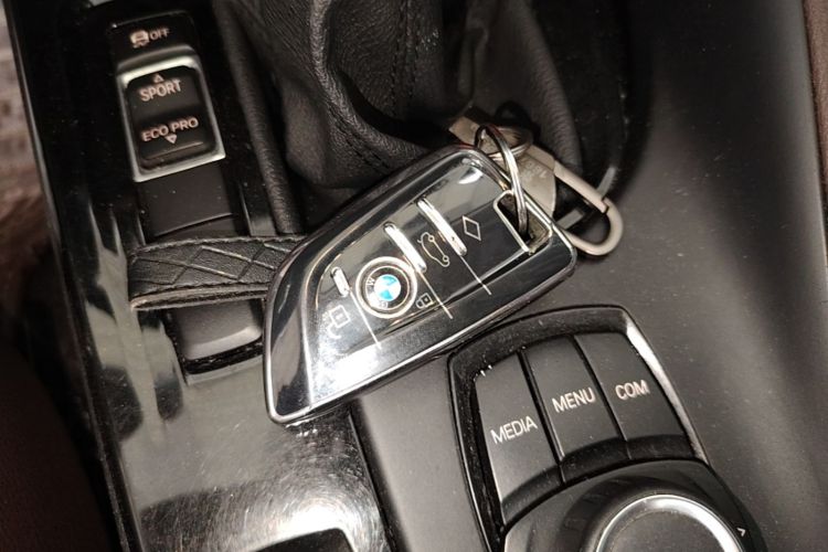 BMW X1 2018 #9 BMW X1 2018 car image #9