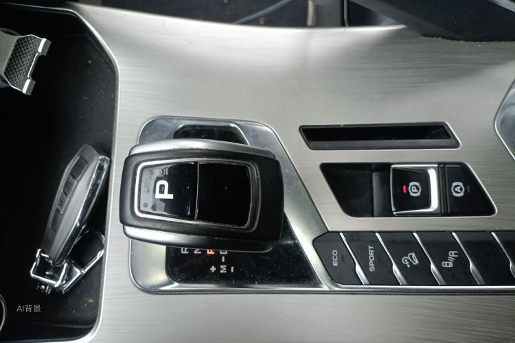 GEELY Coolray 2019 #16 GEELY Coolray 2019 صورة سيارة #16