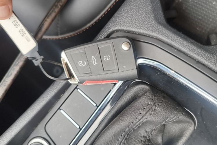 Volkswagen Bora 2023 immagine di auto #14