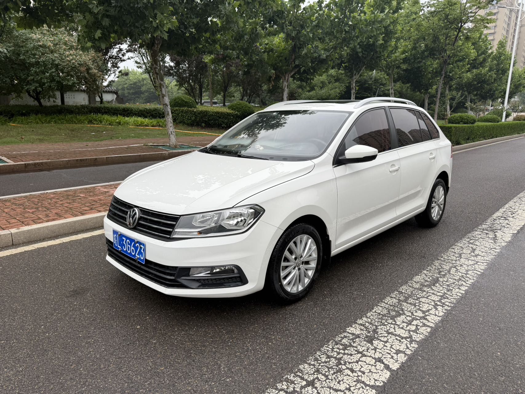 Volkswagen Santana 2017 car image 