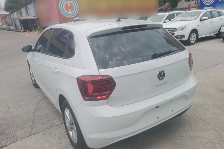 Volkswagen Polo 2022 car image #5