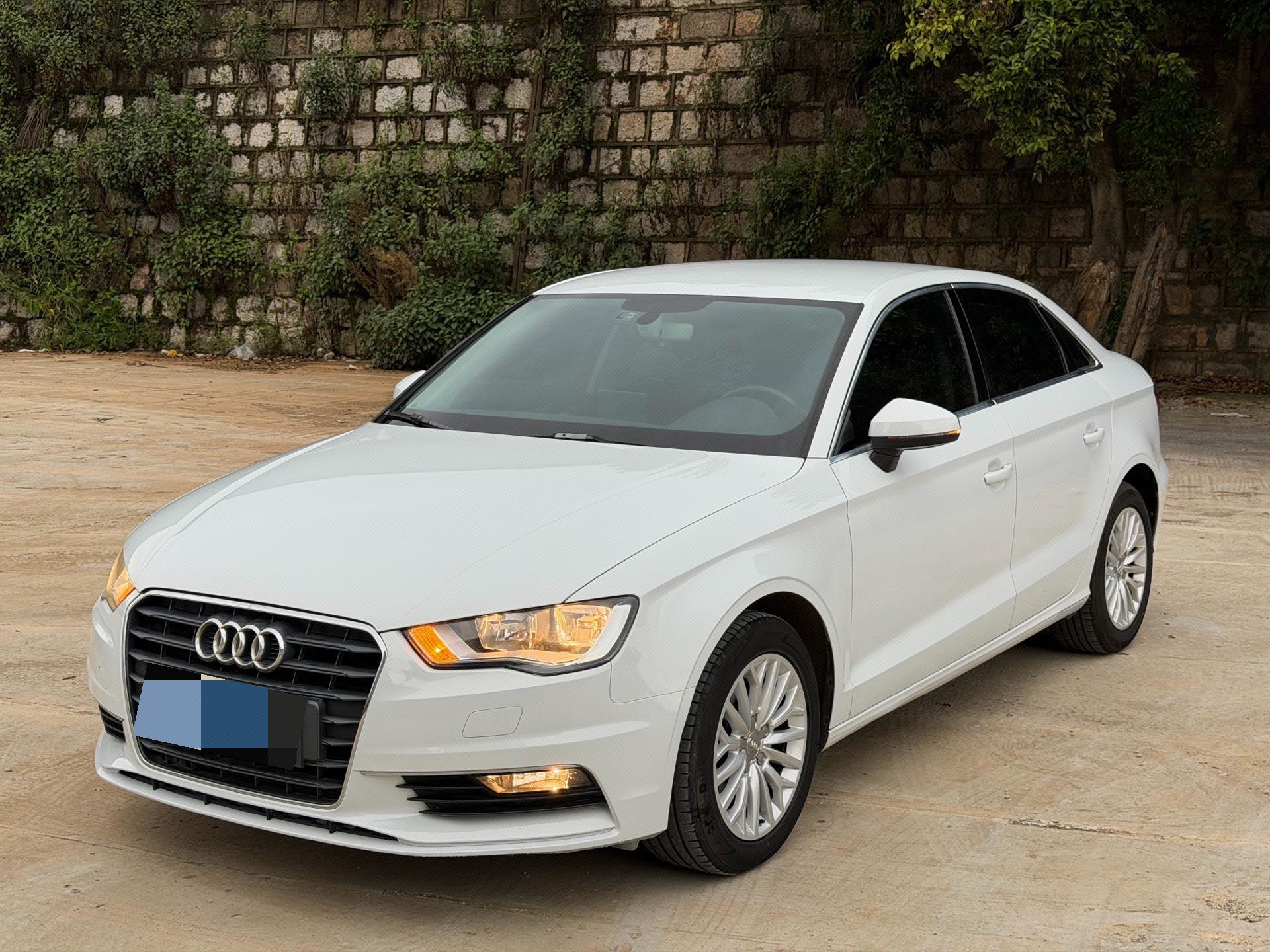 2016 2016 car image